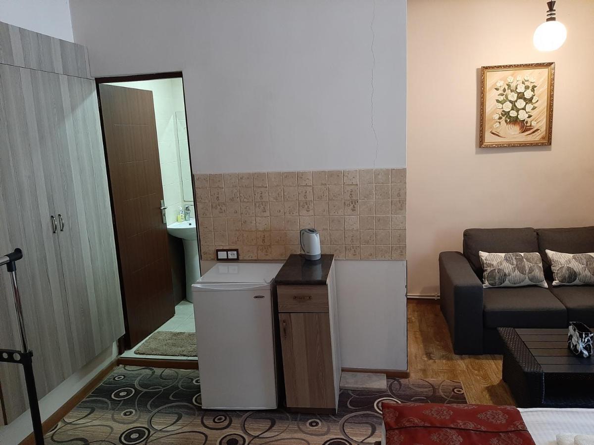 Shara Talyan Guest House & Tours يريفان المظهر الخارجي الصورة