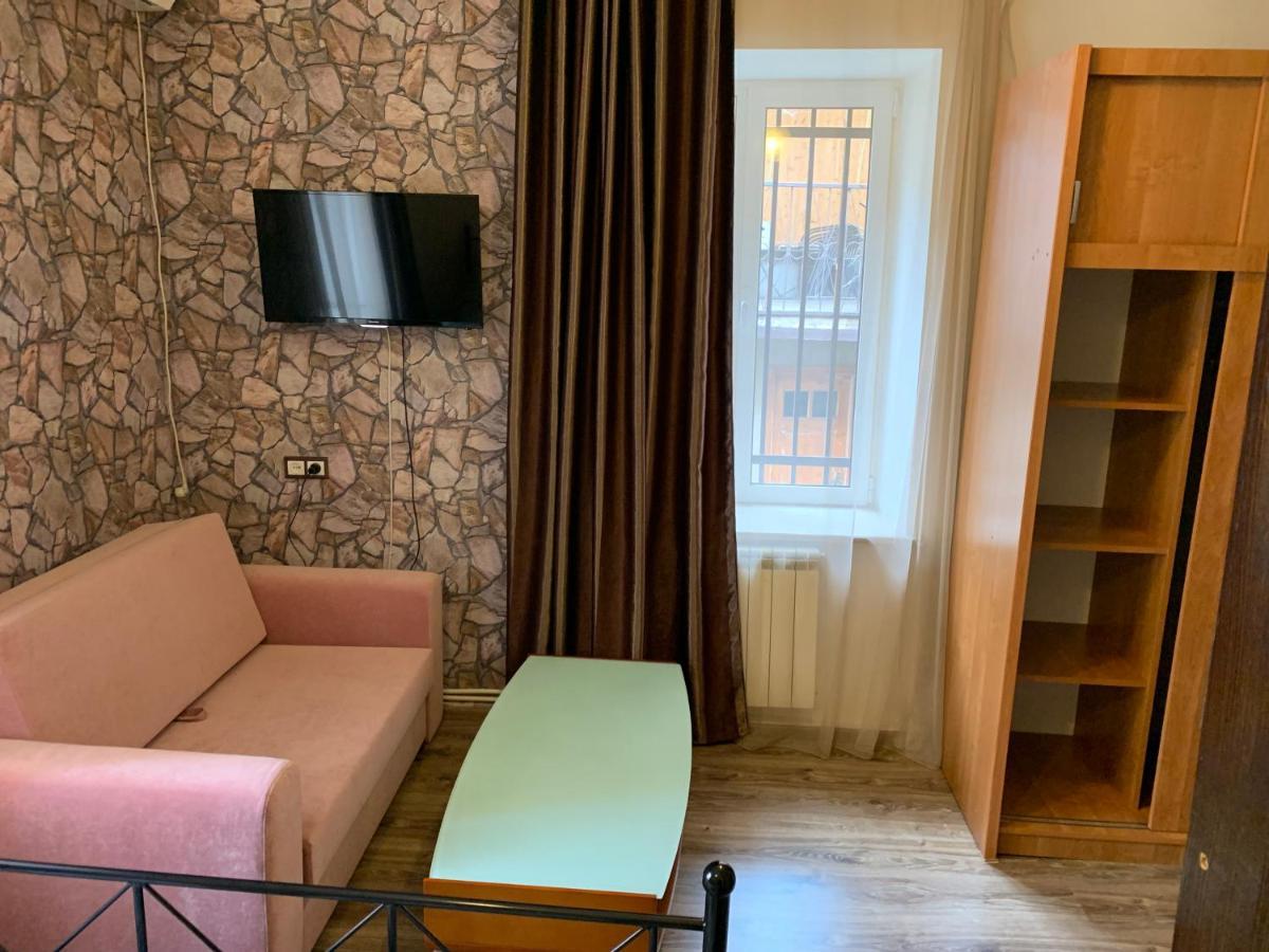 Shara Talyan Guest House & Tours يريفان المظهر الخارجي الصورة